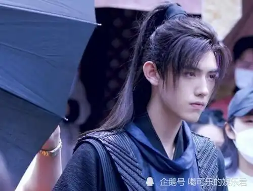 皓衣行播出时间又延期,疑似因为山河令,陈飞宇想继续吃耽改红利怕是难了
