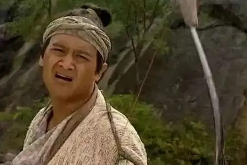 上联周瑜看小桥流水,网友脑洞大开,下联实在搞笑
