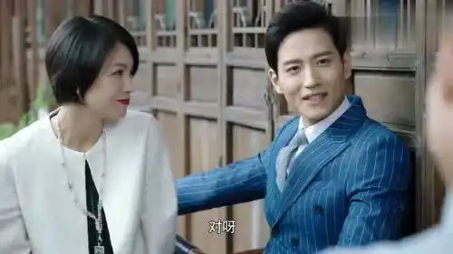 倾城时光宁惟凯瞬间变成暖男,格蕾丝也很配合