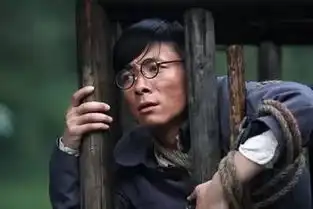 他常演可爱又迷人的反派角色,靠褶子演技和老干部气质行走江湖
