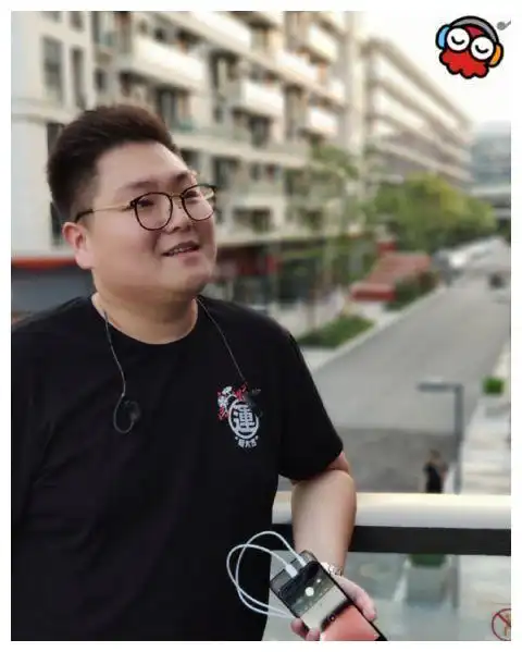 记得快乐星球的胖哥孙野吗和相恋七年的女友结婚了