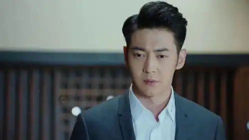 极速青春马克找黑老大,黑老大说自己也有怕的人,帮不了他