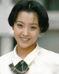 金喜善少女时代照曝光15岁成美女主持人