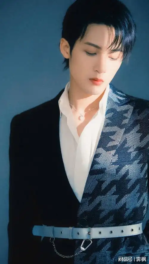 檀健次壁纸,最近粉上了檀健次,分享一波壁纸