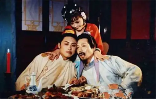 红楼梦秦可卿去世,婆婆尤氏装病不理后事,封建思想害人不浅

