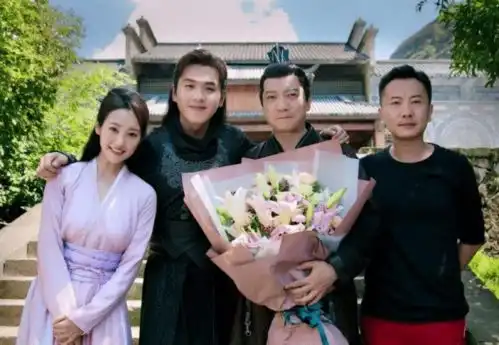 小时候的qq头像就是她,难怪庆余年的司理理眼熟,是多少90后的青春啊
