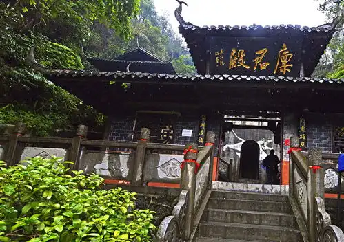 天下无双景华中第一城
