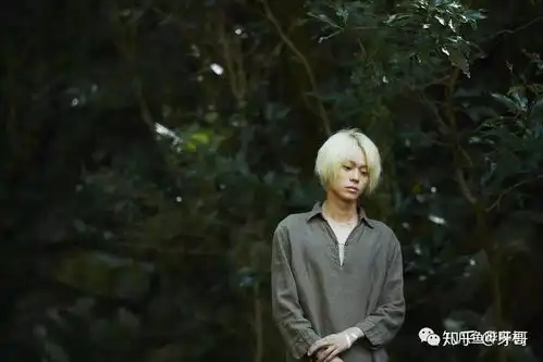 舔脸少女进入被神明注视的海域
