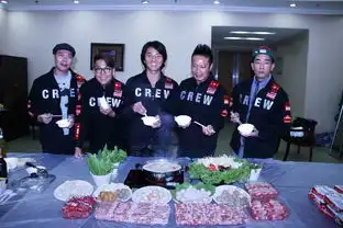 古惑仔5子哈尔滨围炉抢肉吃火锅
