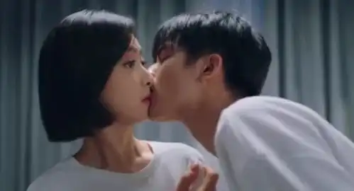 宋威龙上演两度甜蜜暴击