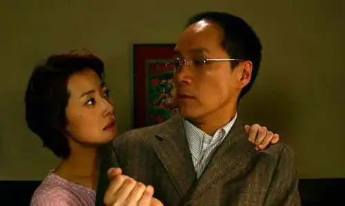 剧中成变态专业户,剧外却荣获孝子称谓,他就是男神冯远征
