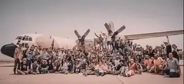 他是红海行动的突击队长,10年军涯旅程,从龙套哥到影帝......