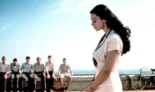 西西里的美丽传说所描述的故事,似乎并不美丽,甚至有些残酷
