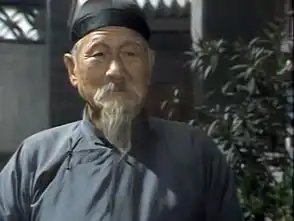 好演员电影中一人千面,64岁演四世同堂祁老爷成经典,72岁去世