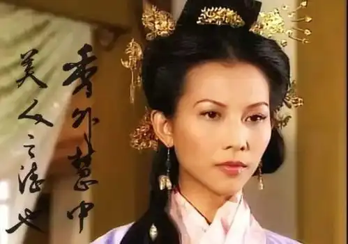 港姐蔡少芬你有多少不为人知的美丽
