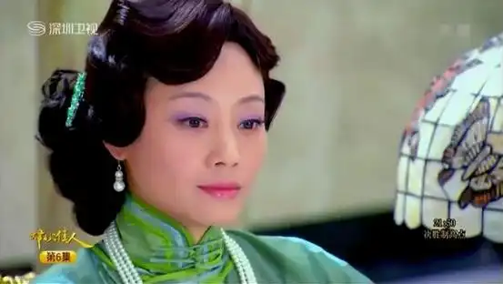 两人同演甄嬛传走红,如今一人片约不断,她却婚后发福被遗忘
