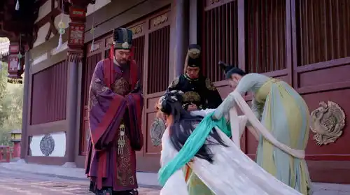 武媚娘传奇高阳公主尽力帮李治拖延,后者卷画卷被发现
