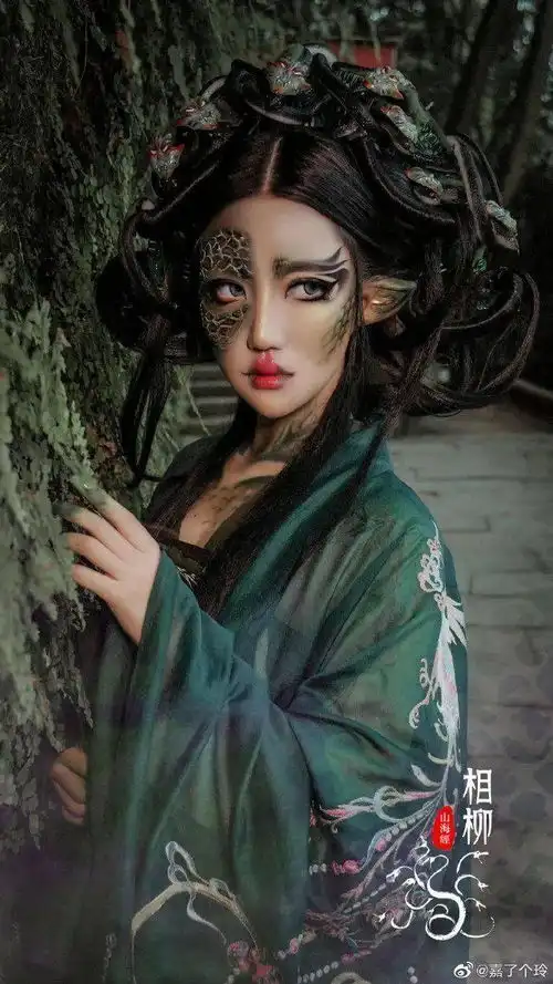 美爆90后女孩cos山海经奇珍异兽,获5.7亿点赞这妆容,真绝了