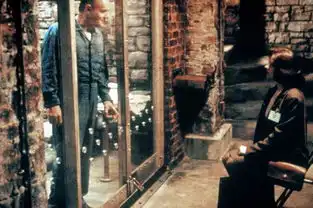 如果被关到精神病院,拿什么来证明你是正常人