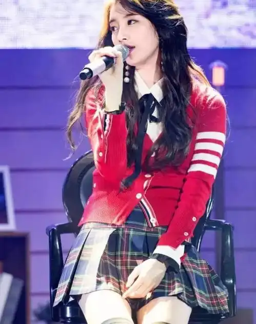 裴秀智李栋旭分手凭借国民初恋颜收割众多男神的她,私服穿搭更是优秀