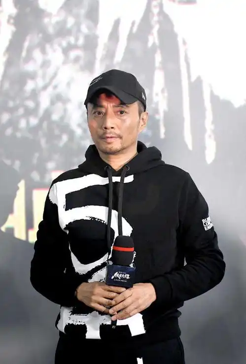 张涵予范伟刘德华天下无贼17年后重聚,再现铁道英雄