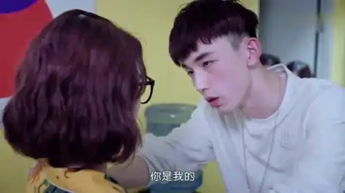 惹上冷殿下司徒枫醉酒夜闯女生宿舍强吻陈青青未遂
