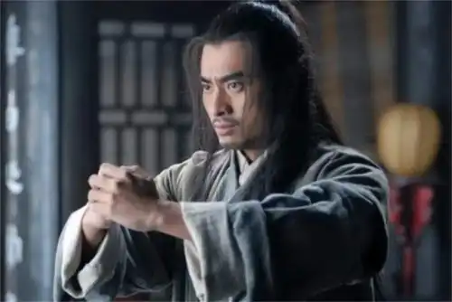 寄生虫剧照陈龙