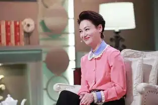 在大街卖过口香糖,年近60被封影后,一生未嫁只为等个人
