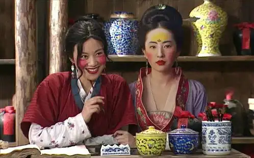 明明可以很美的木兰妆,为什么变丑了