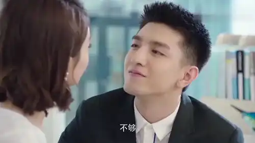 你和我的倾城时光金瀚和赵丽颖谈公事都能这么甜,赵丽颖是真的被带坏了
