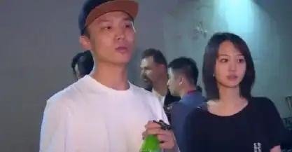 妈妈的朋友剧照张恒