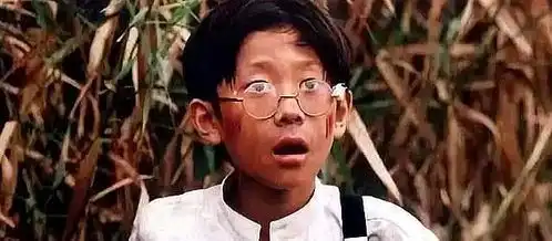 小兵张嘎16年后,谢孟伟当爸爸,王莎莎成女神,张一山成一线
