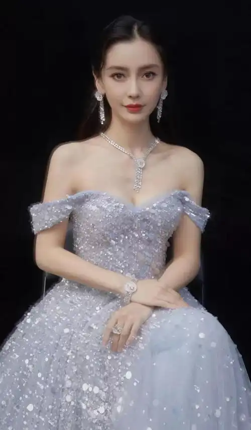 明星的美图世界秀之angelababy杨颖
