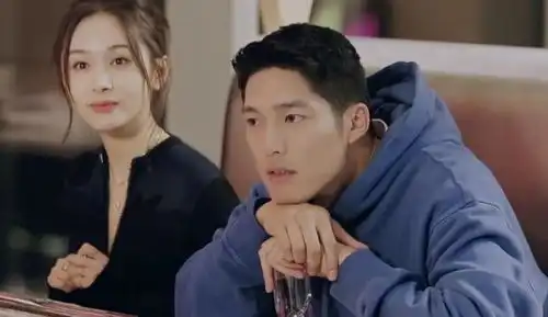 王子文春天到了私下和吴永恩约会又被偶遇,节目里的甜蜜藏不住
