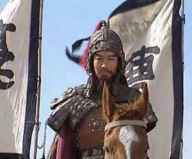 三国不演义曹操养子打得赵云望风而逃

