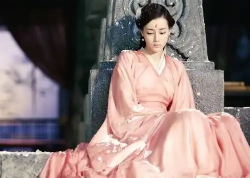 古装剧里的盛世美颜全靠唇妆撑,热巴杨幂谁才是最美仙女唇
