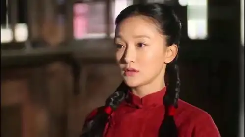 红高粱九儿需要钱,不料张俊杰回头就威胁老爹拿钱了