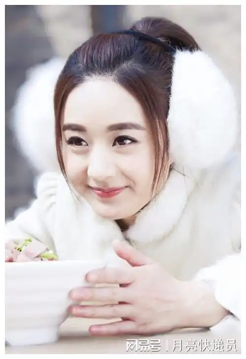 有一种整容叫赵丽颖换眉形,利落又温柔,分分钟改变气场
