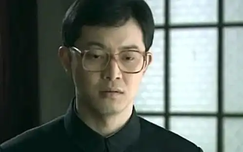 甜蜜蜜韩阳和吴老师说了叶青的情况,希望学院能够出面帮帮叶青
