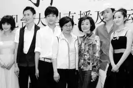 北京台下月直播红楼梦重场戏元妃省亲