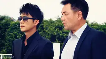 组图花开半夏林申李沁陷入情感危机
