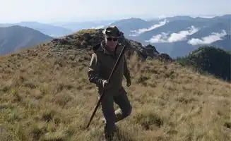 硬核普京生日前再赴西伯利亚度假,采蘑菇野炊,上演荒野生存

