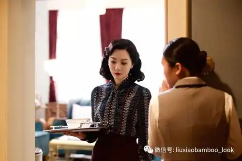 和平饭店时装秀民国女装的迷人之处