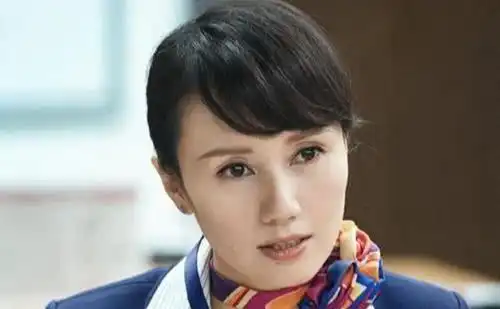 追我三年的人,凭什么转身了娶一无所有的姑娘,男方给了神评
