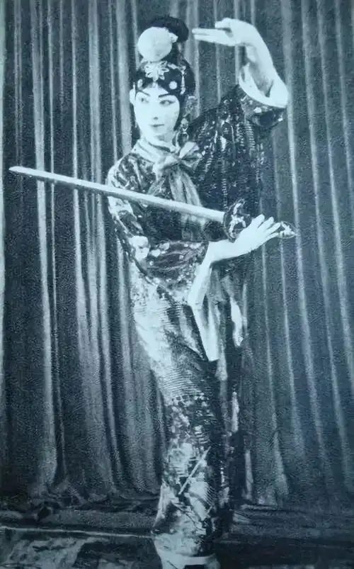 梅程师缘梨园杂谈