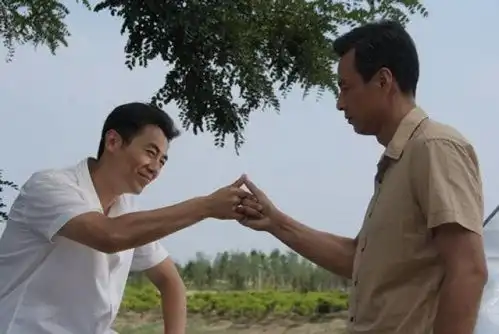 正阳门下让人恨的牙痒却坏的真实的发小程建军
