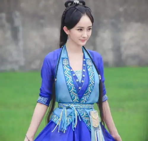 娱乐圈女王杨幂离婚刘恺威,分手魏大勋,与神秘男友亲密合照
