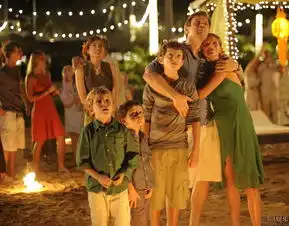 海啸奇迹发剧照获封顶级泪型片
