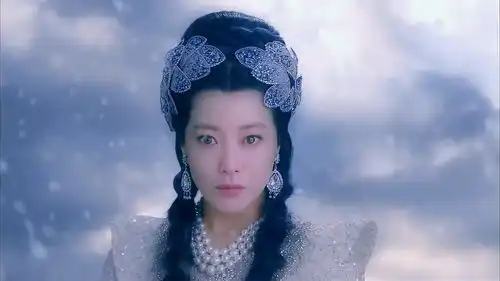 幻城冰王不愿将王位传给小儿子,宠妃气坏,原来早知他不是亲手
