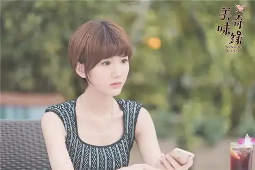 毛晓彤跳舞原来这么帅,不止是软妹,倔强起来真的酷
